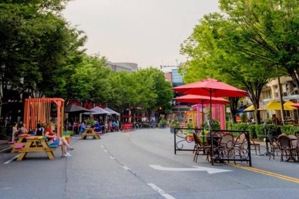 Dc'S Best Location 4 Bed With Parking Walk To Metro And Nightlife Bethesda Row Chevy Chase Exterior foto